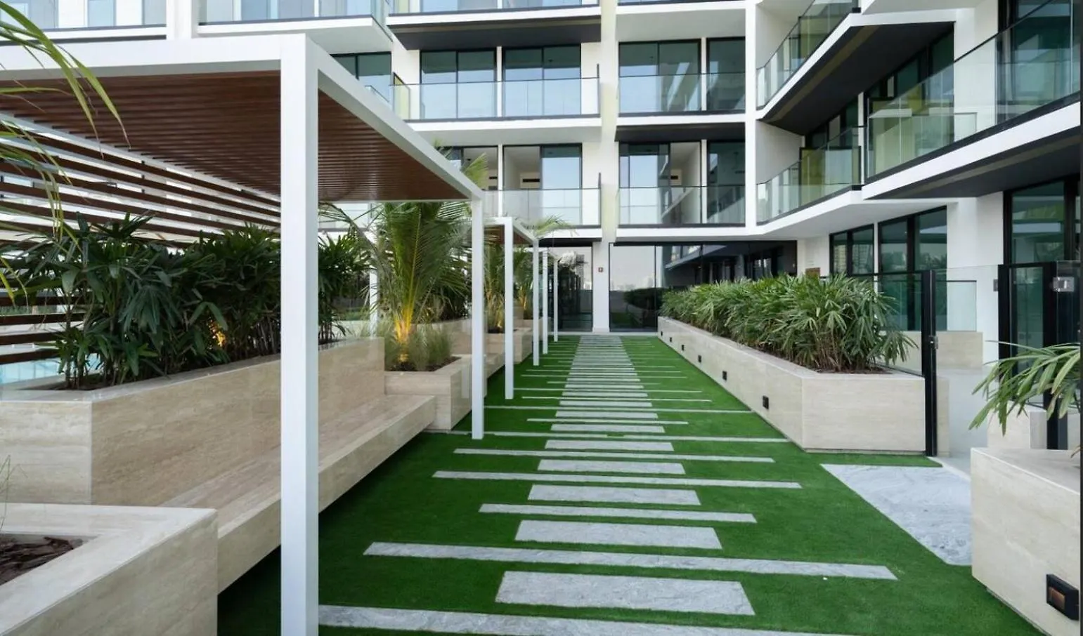 1Br In Jvc With Modern Interiors And Facilities Apartment Dubai 0*,  United Arab Emirates