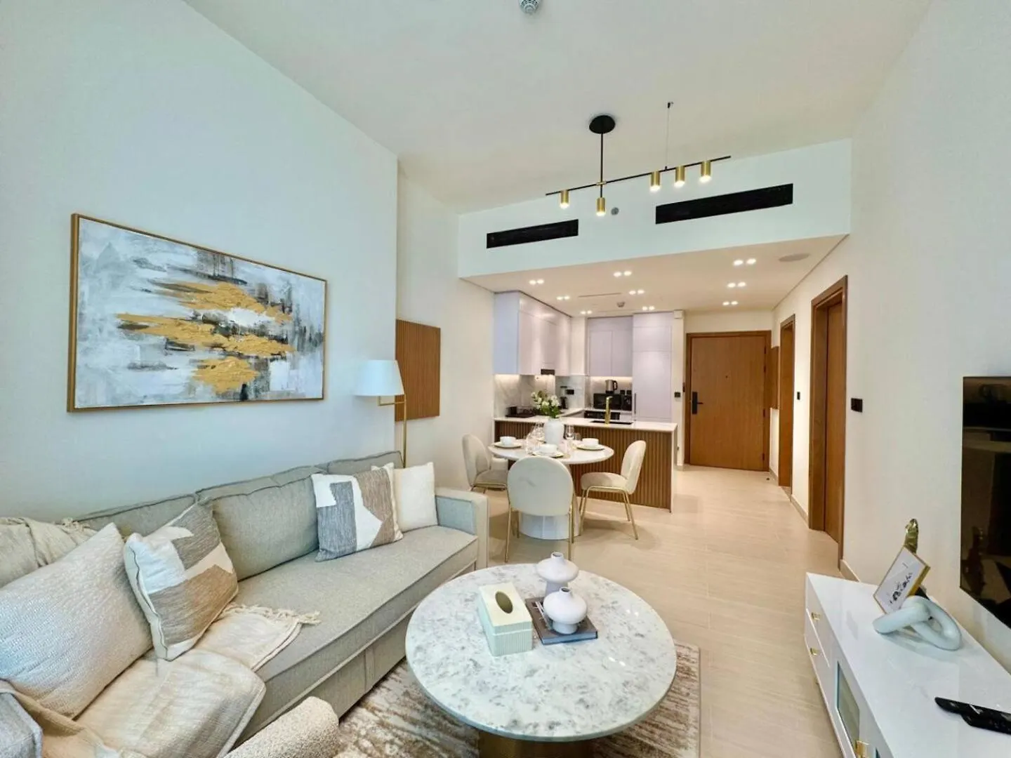 1Br In Jvc With Modern Interiors And Facilities Apartment Dubai
